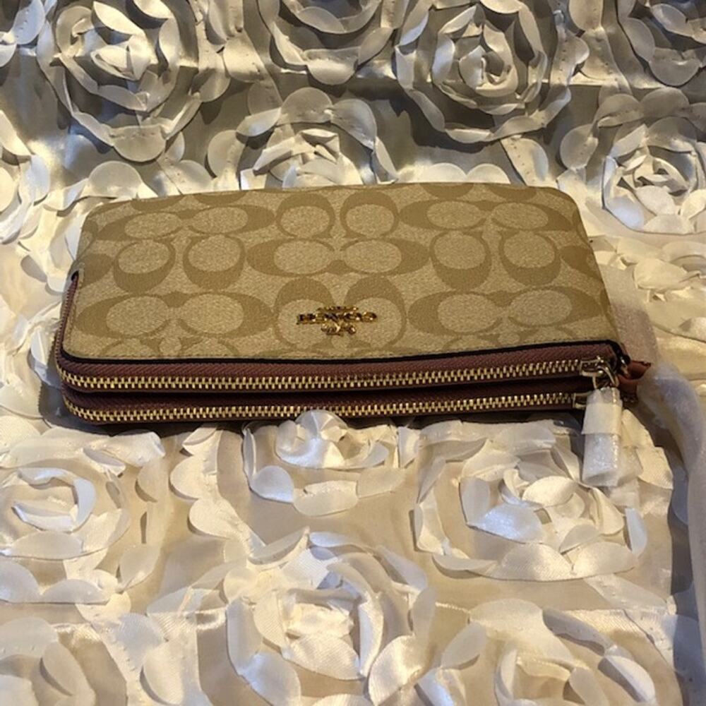 Light Khaki Coach Signature Print Double Zip Corner Wallet Gold Hardware NWT - Picture 5 of 6